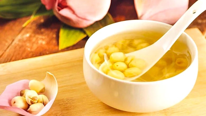 Chè long nhãn hạt sen chính là món tráng miệng